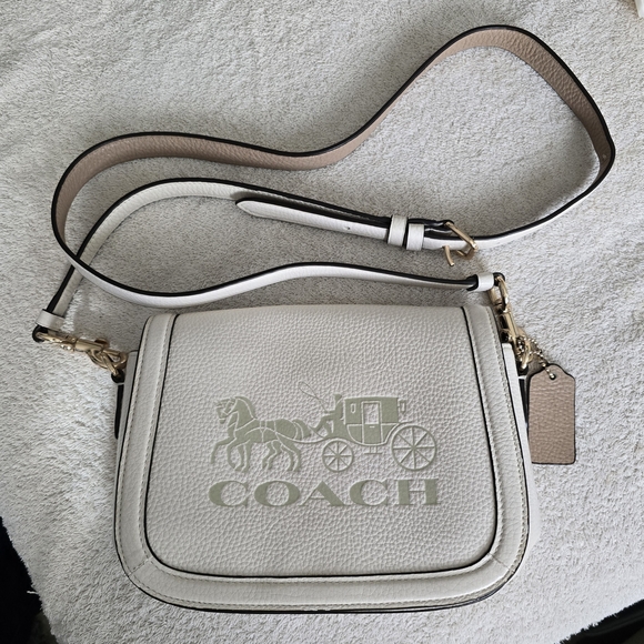 Coach Handbags - Coach Saddle Bag With Horse And Carriage - Rare